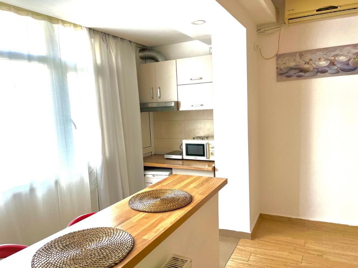 Victoriei Studio Bucureşti Ngoại thất bức ảnh