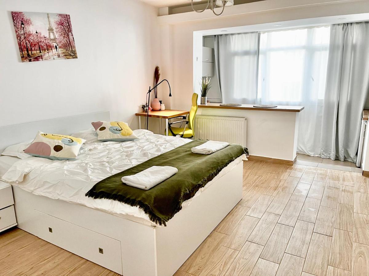 Victoriei Studio Bucureşti Ngoại thất bức ảnh